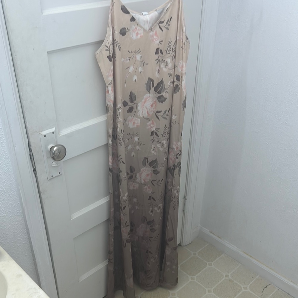 Floral Sleeveless Maxi Dress - Cream and Pink